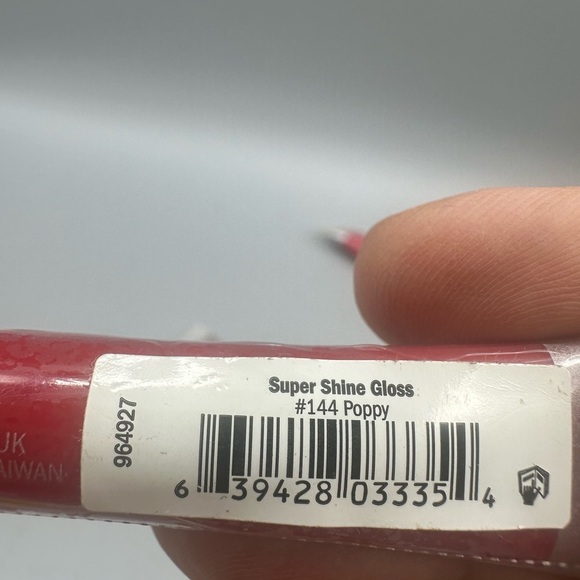 MUA Super Shine Gloss (Poppy)  lip color - Picture 5 of 5